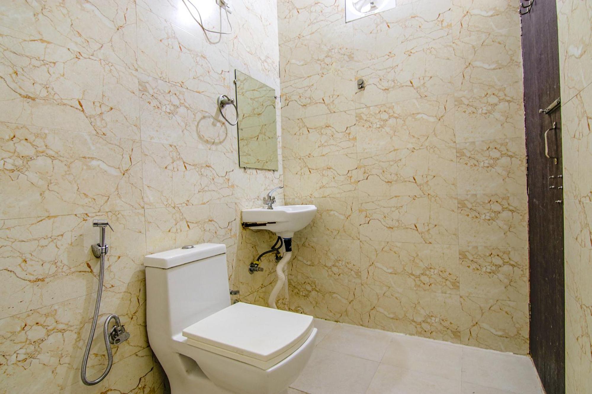 Fabexpress Gross Plaza 4*